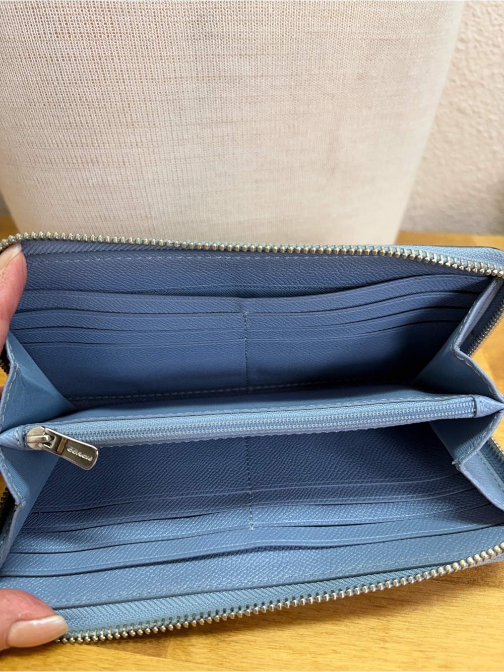 Coach Pebbled Leather Zip Around Wallet Blue Continental Accordion Organizer - Picture 6 of 8
